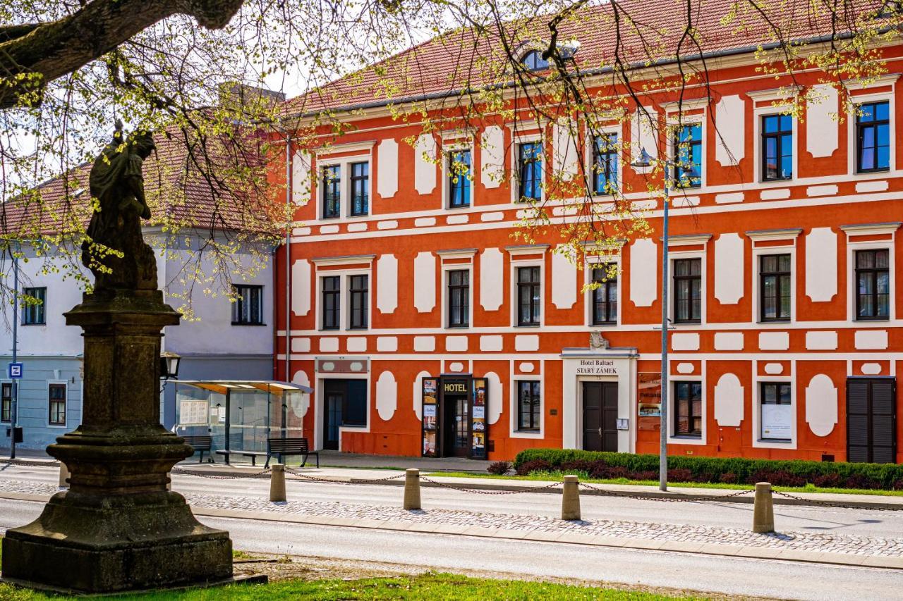 Hotel Baltaci Stary Zamek Napajedla Экстерьер фото